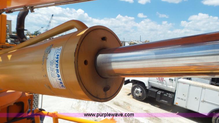 image for item L1999 1983 International F2574 bridge inspection and bucket truck