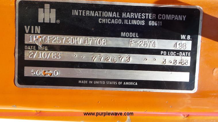 image for item L1999 1983 International F2574 bridge inspection and bucket truck