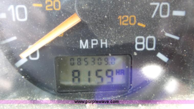 image for item L2000 1995 Volvo ACL bridge inspection truck