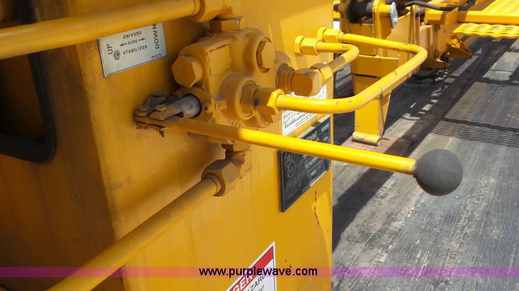 image for item L2000 1995 Volvo ACL bridge inspection truck