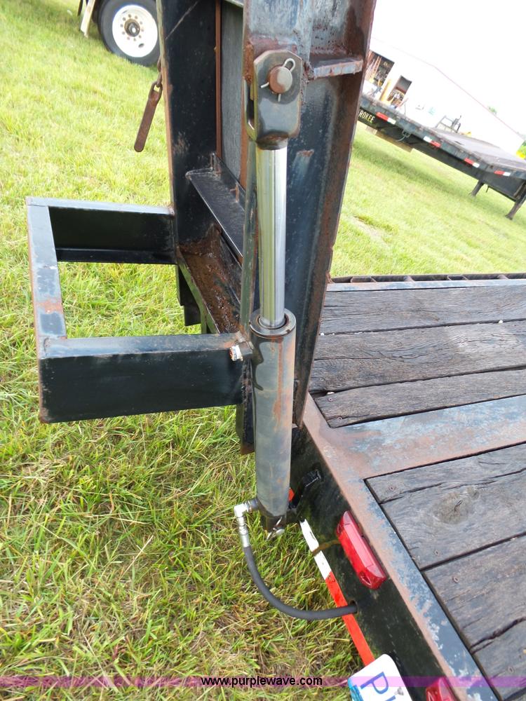 image for item L2050 1999 Cherokee 8548 equipment trailer