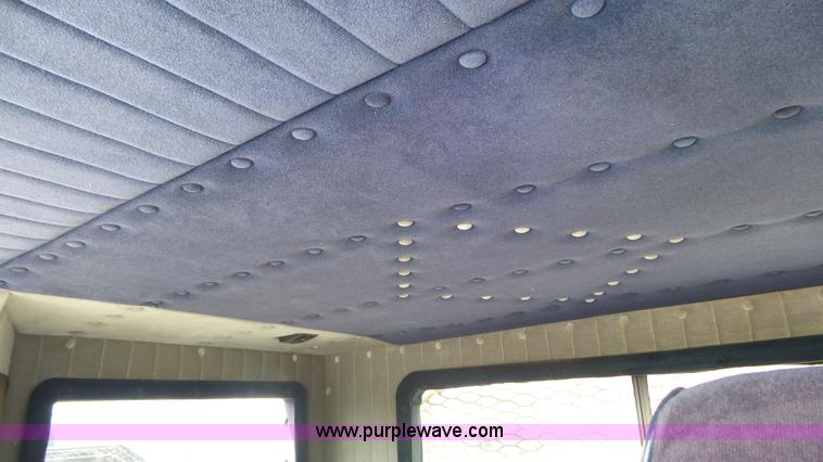 image for item L2080 1983 International 1754 flatbed truck