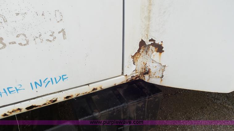 image for item L2080 1983 International 1754 flatbed truck