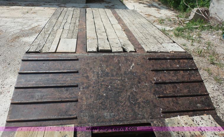 image for item L2845 2000 Trail King TK110HDG-483 lowboy equipment trailer