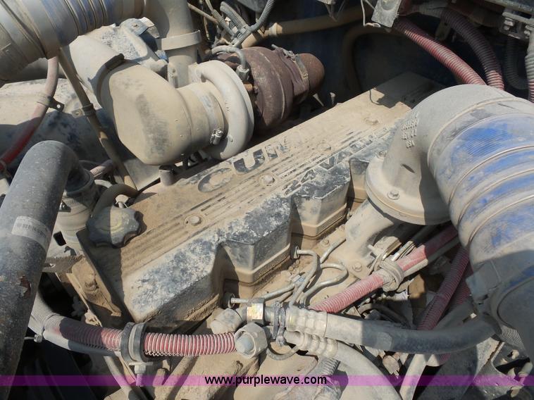 image for item L2846 2002 Freightliner FL80 dump truck