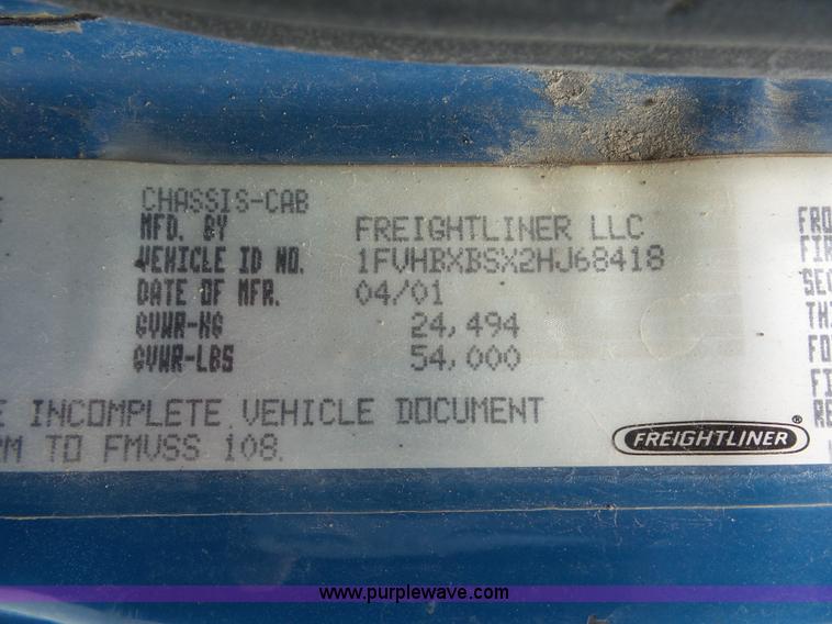 image for item L2846 2002 Freightliner FL80 dump truck