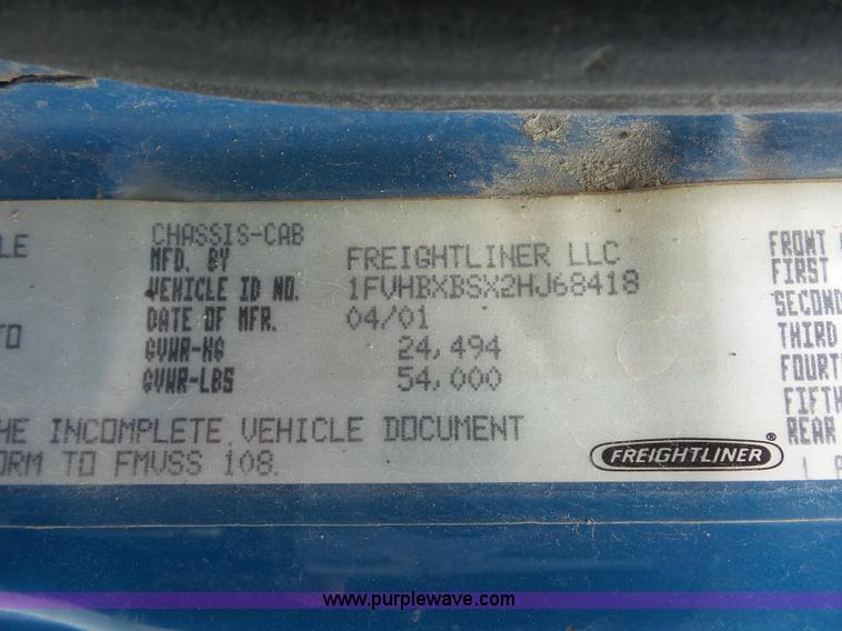 image for item L2846 2002 Freightliner FL80 dump truck