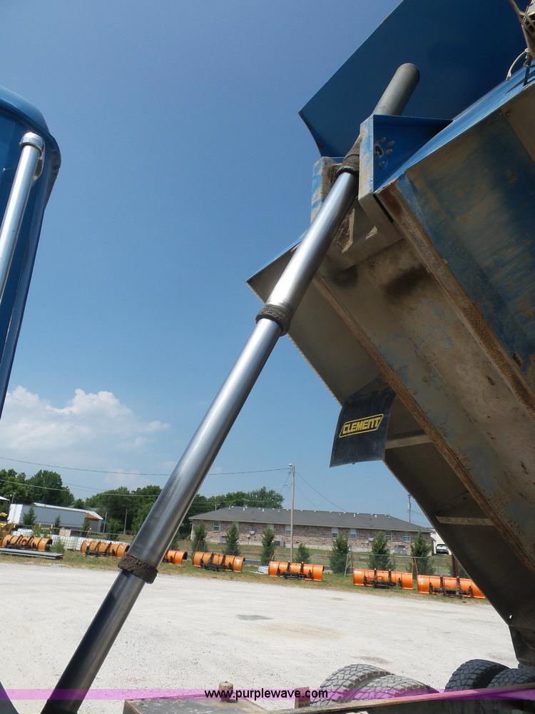 image for item L2846 2002 Freightliner FL80 dump truck