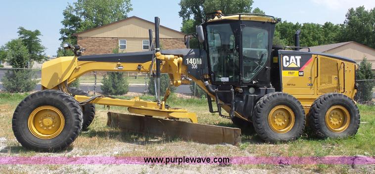 image for item L2847 2008 Caterpillar 140M motor grader