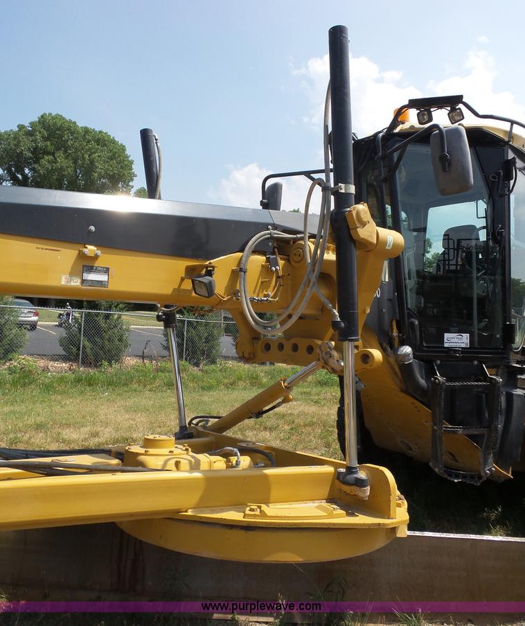 image for item L2847 2008 Caterpillar 140M motor grader