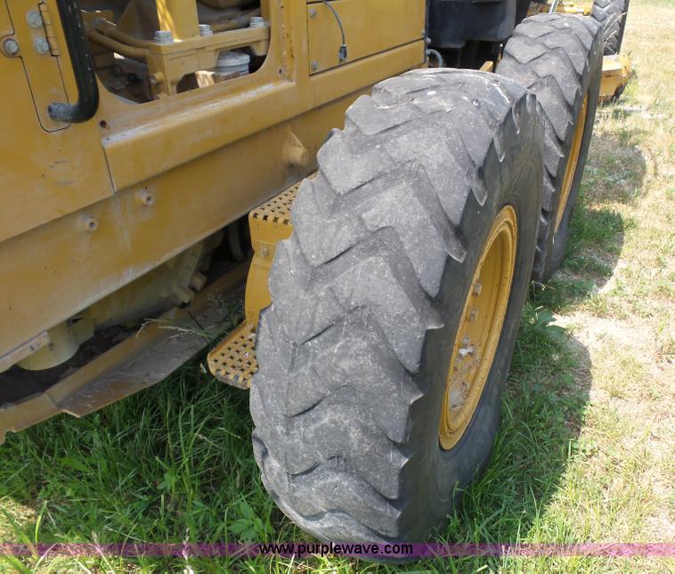 image for item L2847 2008 Caterpillar 140M motor grader