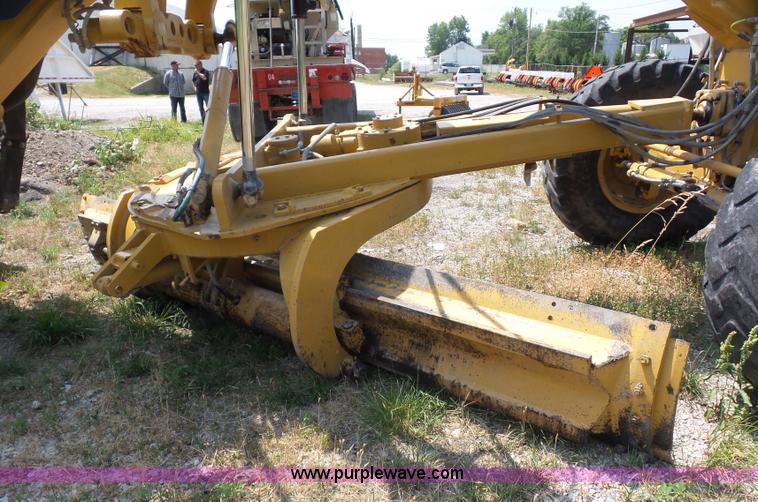 image for item L2847 2008 Caterpillar 140M motor grader