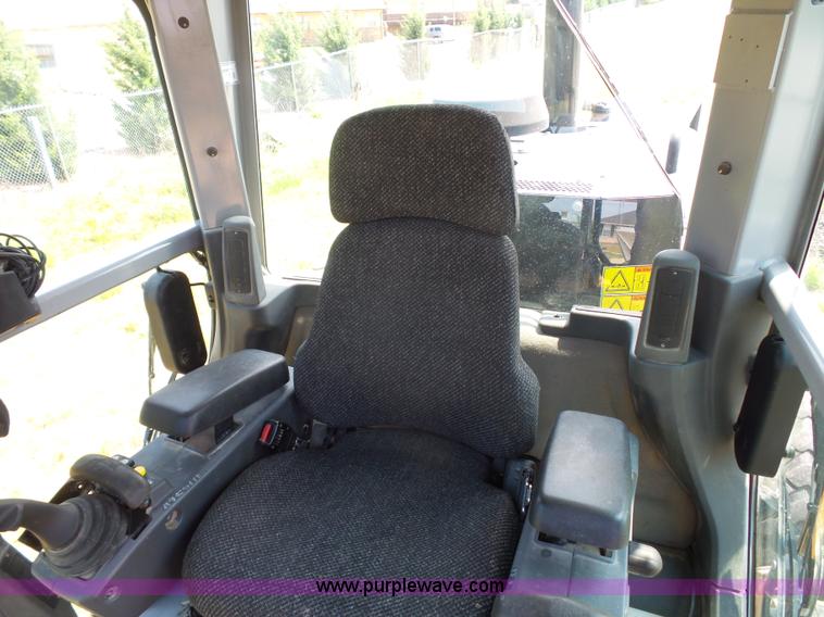 image for item L2847 2008 Caterpillar 140M motor grader