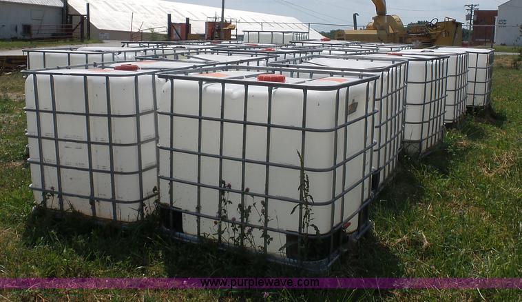 image for item L2848 Approximately 17 poly tanks