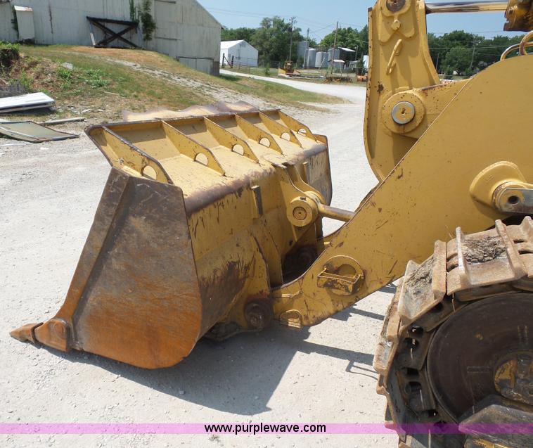 image for item L2849 1994 Caterpillar 963 track loader