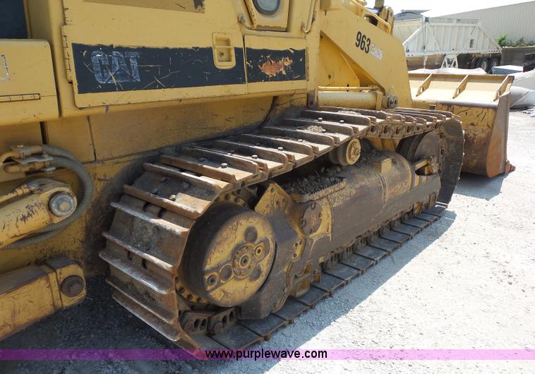 image for item L2849 1994 Caterpillar 963 track loader