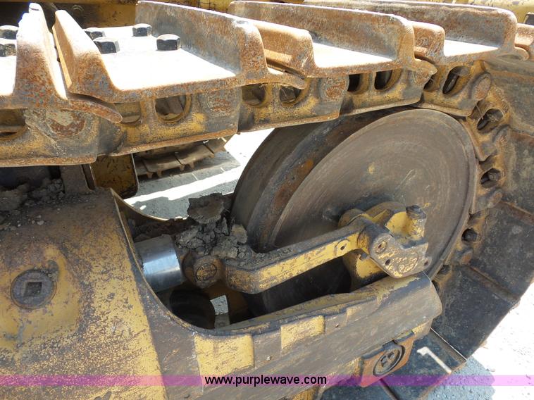 image for item L2849 1994 Caterpillar 963 track loader