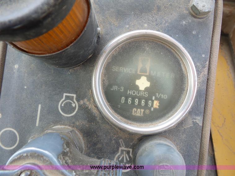 image for item L2849 1994 Caterpillar 963 track loader