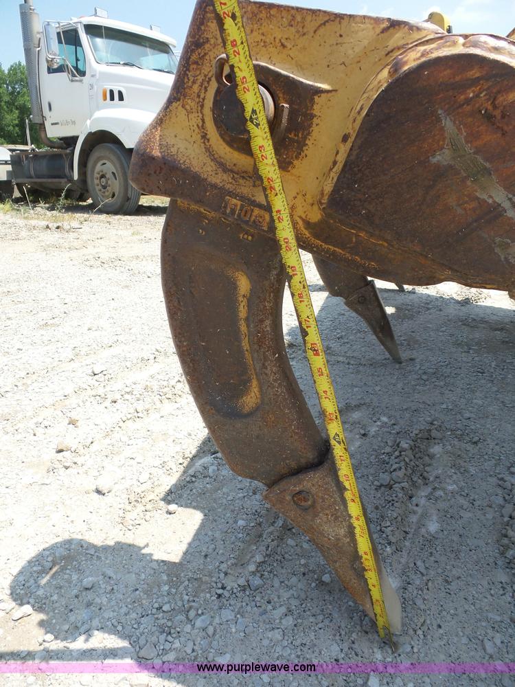 image for item L2849 1994 Caterpillar 963 track loader