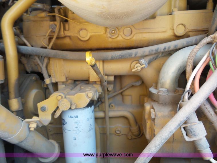 image for item L2849 1994 Caterpillar 963 track loader