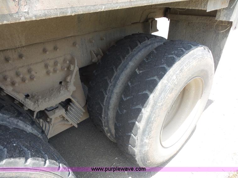 image for item L2873 2008 International 7400 dump truck