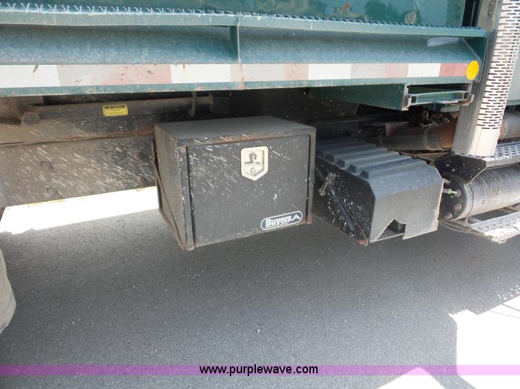 image for item L2873 2008 International 7400 dump truck