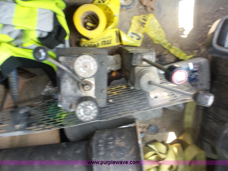 image for item L2873 2008 International 7400 dump truck