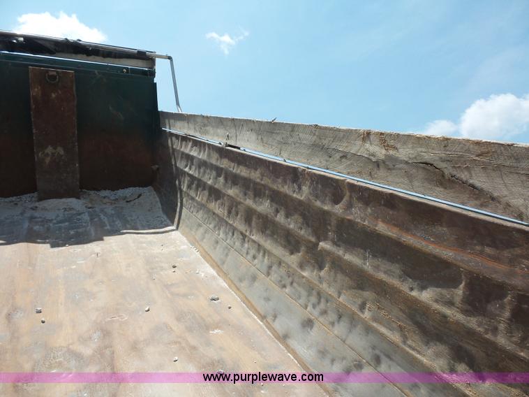 image for item L2874 2008 International 7400 dump truck