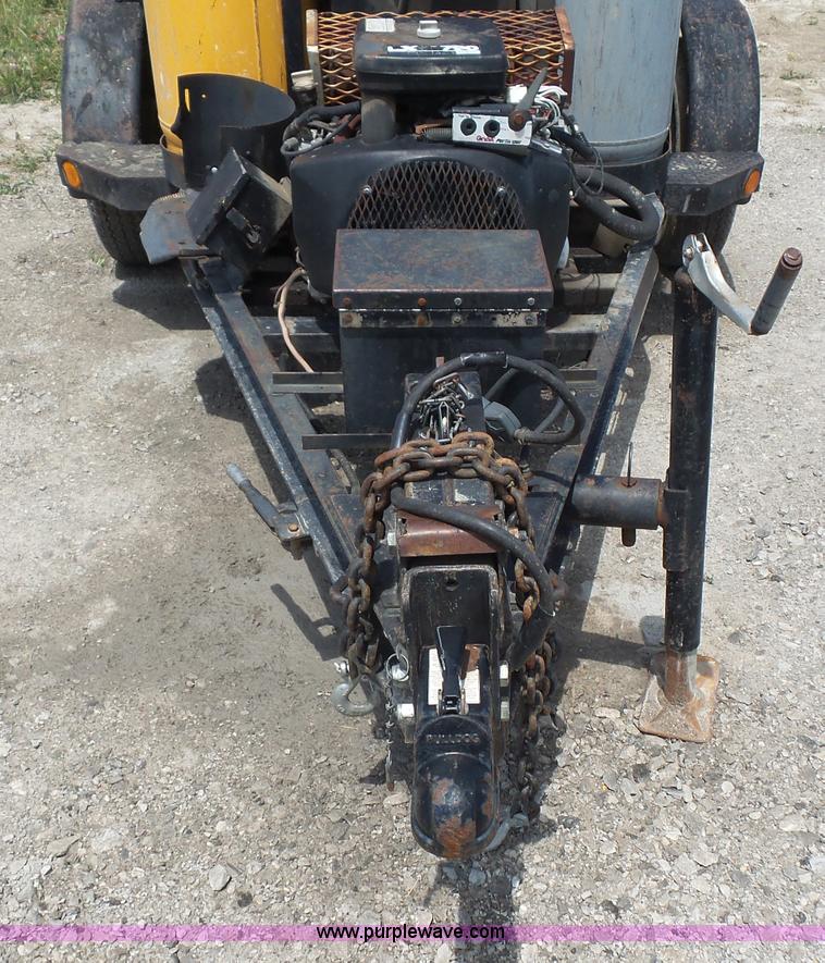 image for item L4871 1993 Crafco EZ Pour melter applicator