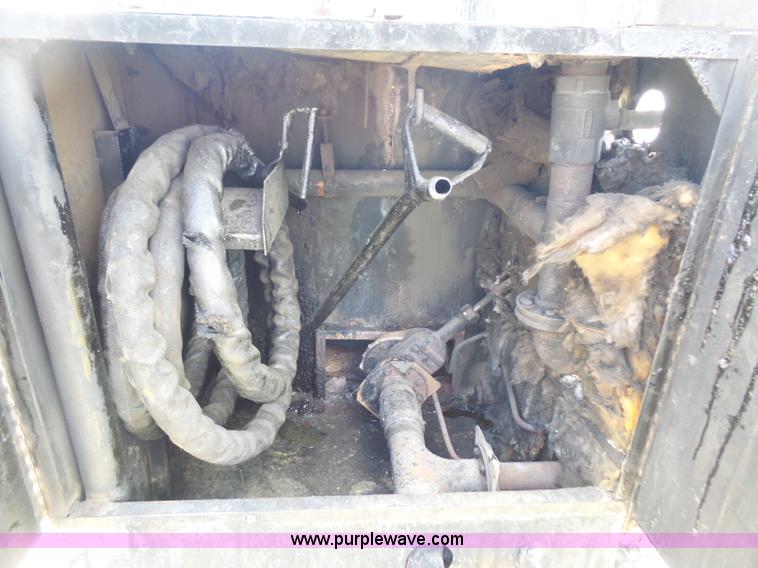 image for item L4871 1993 Crafco EZ Pour melter applicator