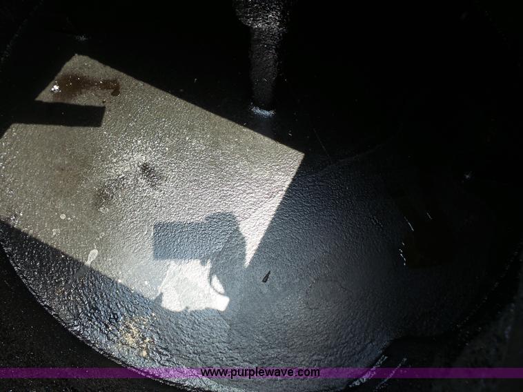 image for item L4871 1993 Crafco EZ Pour melter applicator