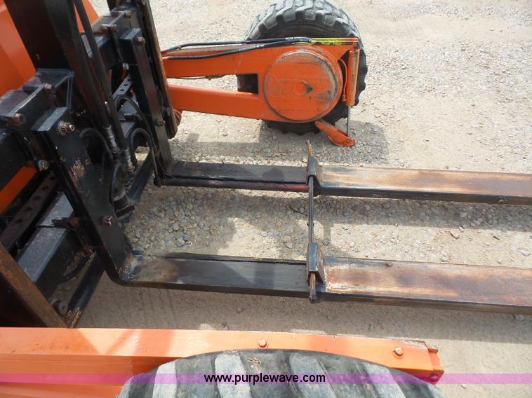 image for item L4884 Donkey forklift