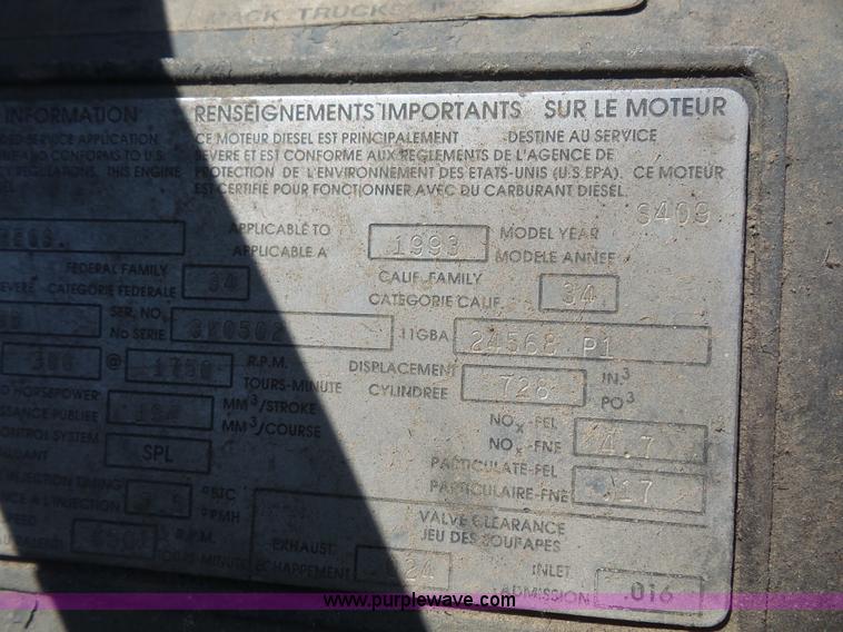 image for item L4885 1993 Mack RD690S dump truck