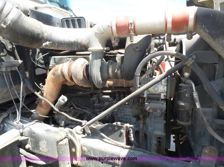 image for item L4885 1993 Mack RD690S dump truck