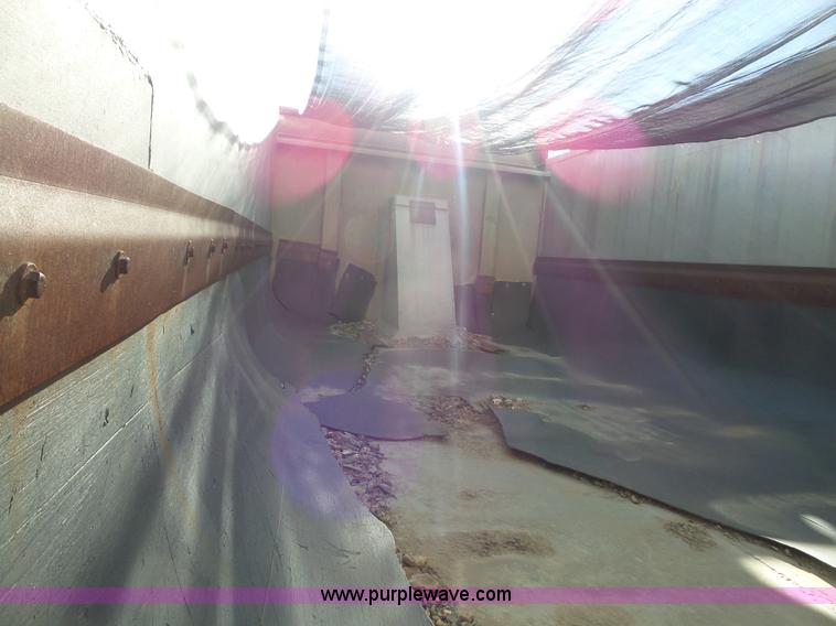 image for item L4885 1993 Mack RD690S dump truck