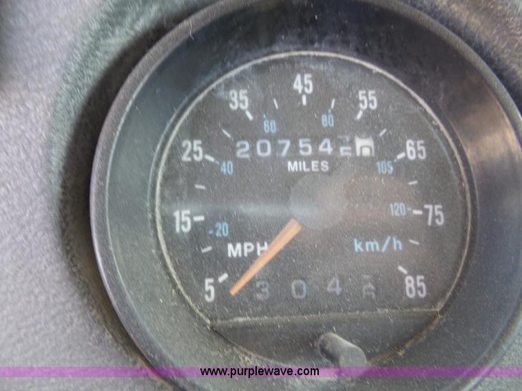 image for item L4886 1995 Mack RD690S mixer truck