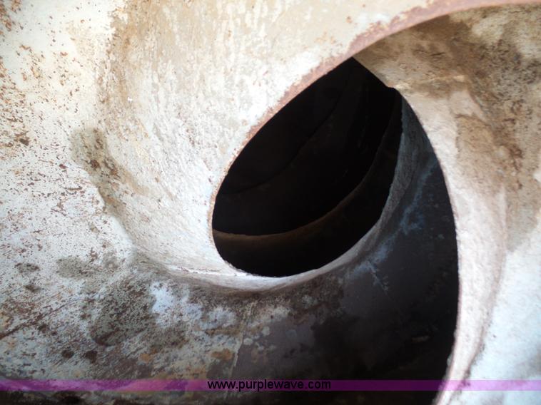 image for item L4886 1995 Mack RD690S mixer truck