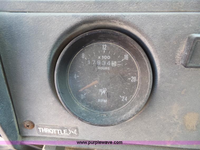 image for item L4887 1995 Mack RD690S mixer truck