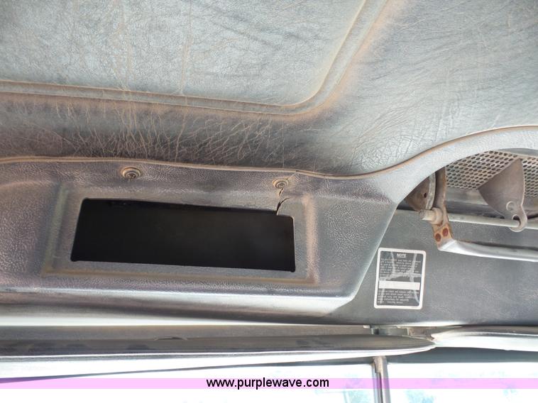 image for item L4887 1995 Mack RD690S mixer truck