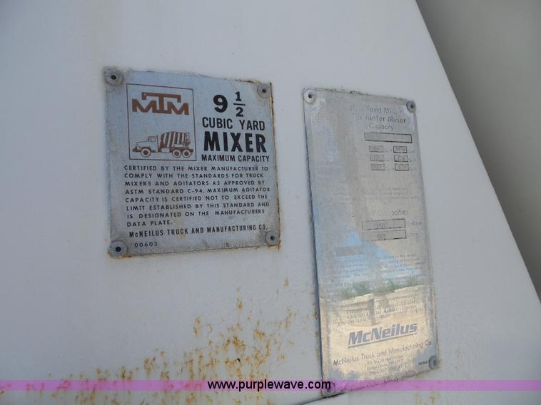 image for item L4888 1995 Mack RD690S mixer truck