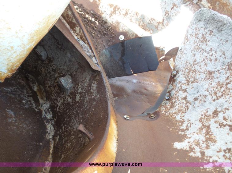 image for item L4888 1995 Mack RD690S mixer truck