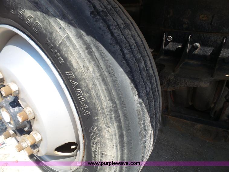 image for item L4888 1995 Mack RD690S mixer truck