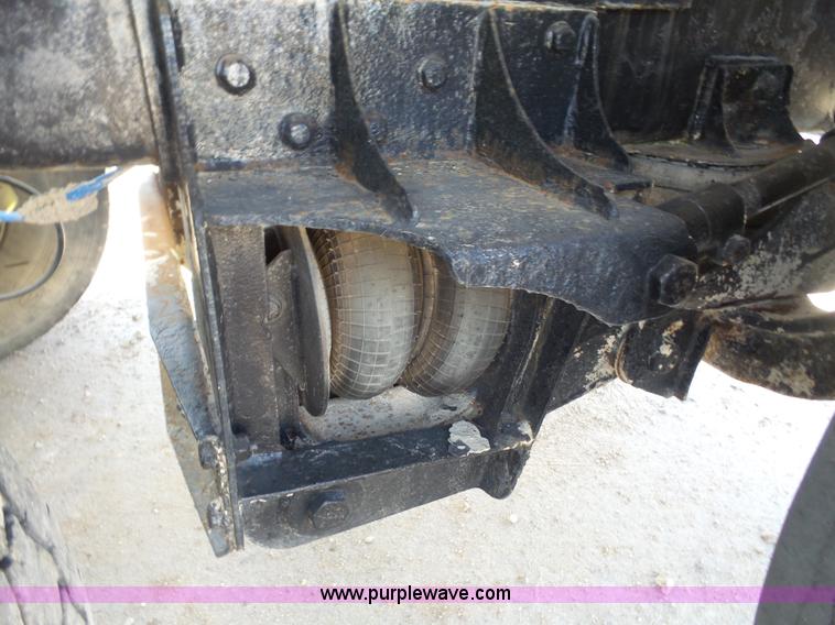 image for item L4888 1995 Mack RD690S mixer truck