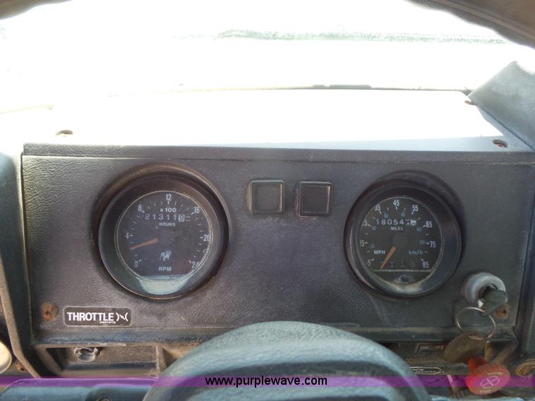 image for item L4889 1995 Mack RD690S mixer truck