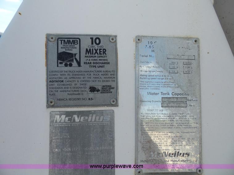 image for item L4889 1995 Mack RD690S mixer truck