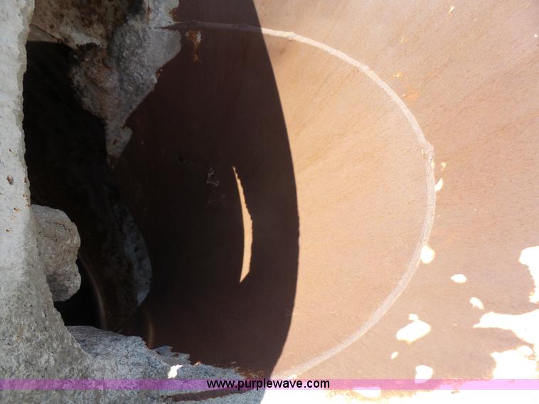 image for item L4889 1995 Mack RD690S mixer truck