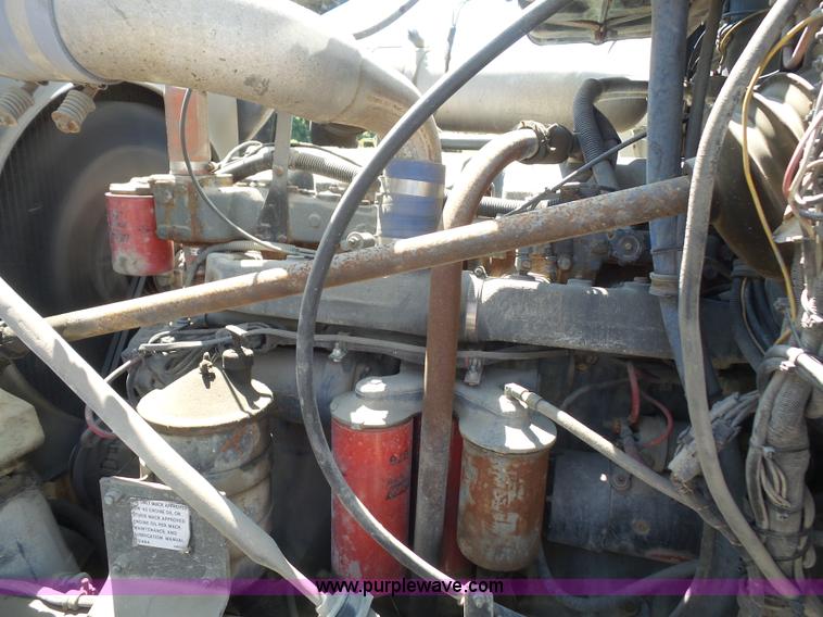 image for item L4890 1995 Mack RD690S mixer truck