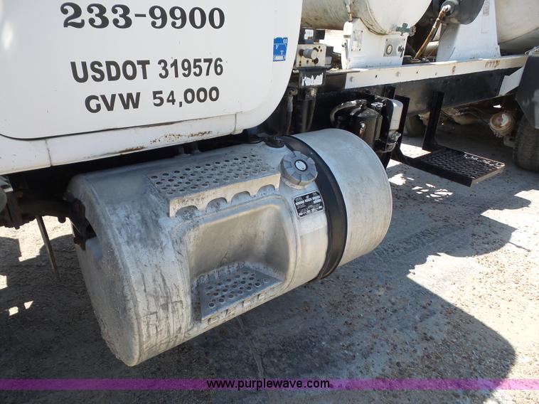 image for item L4890 1995 Mack RD690S mixer truck