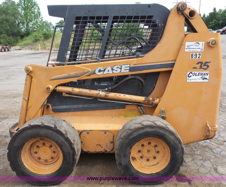 image for item L4928 2005 Case 435 skid steer