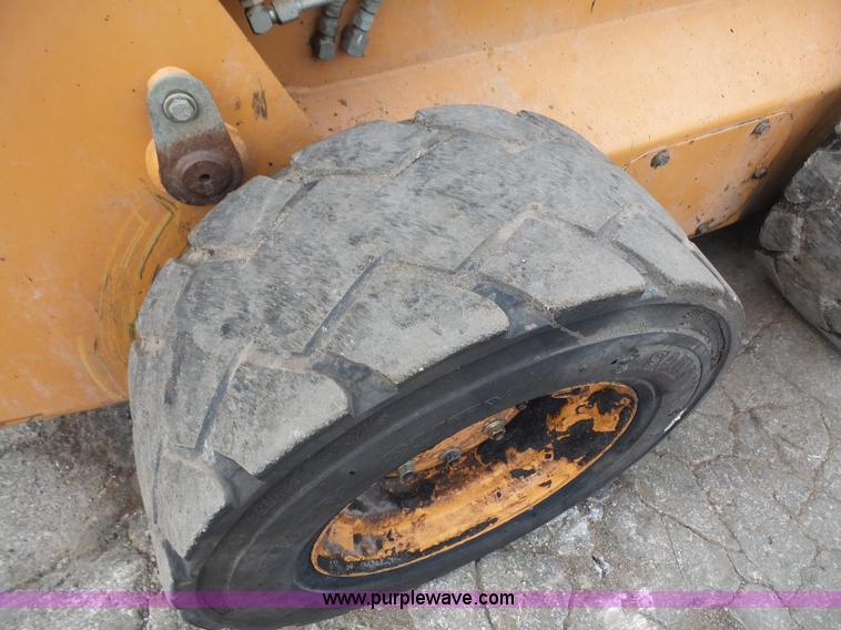 image for item L4928 2005 Case 435 skid steer